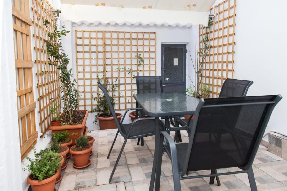 Beautiful New Apartment In Petralona Athènes Extérieur photo