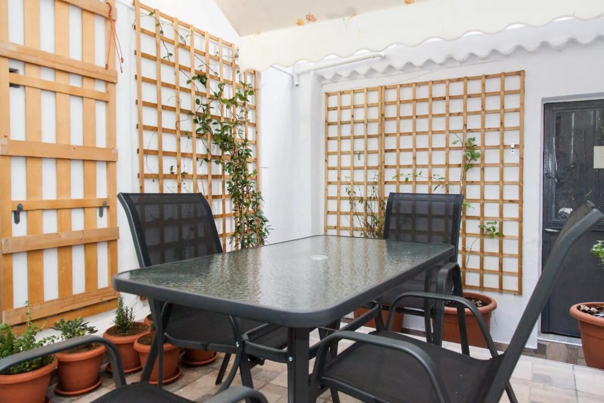 Beautiful New Apartment In Petralona Athènes Extérieur photo