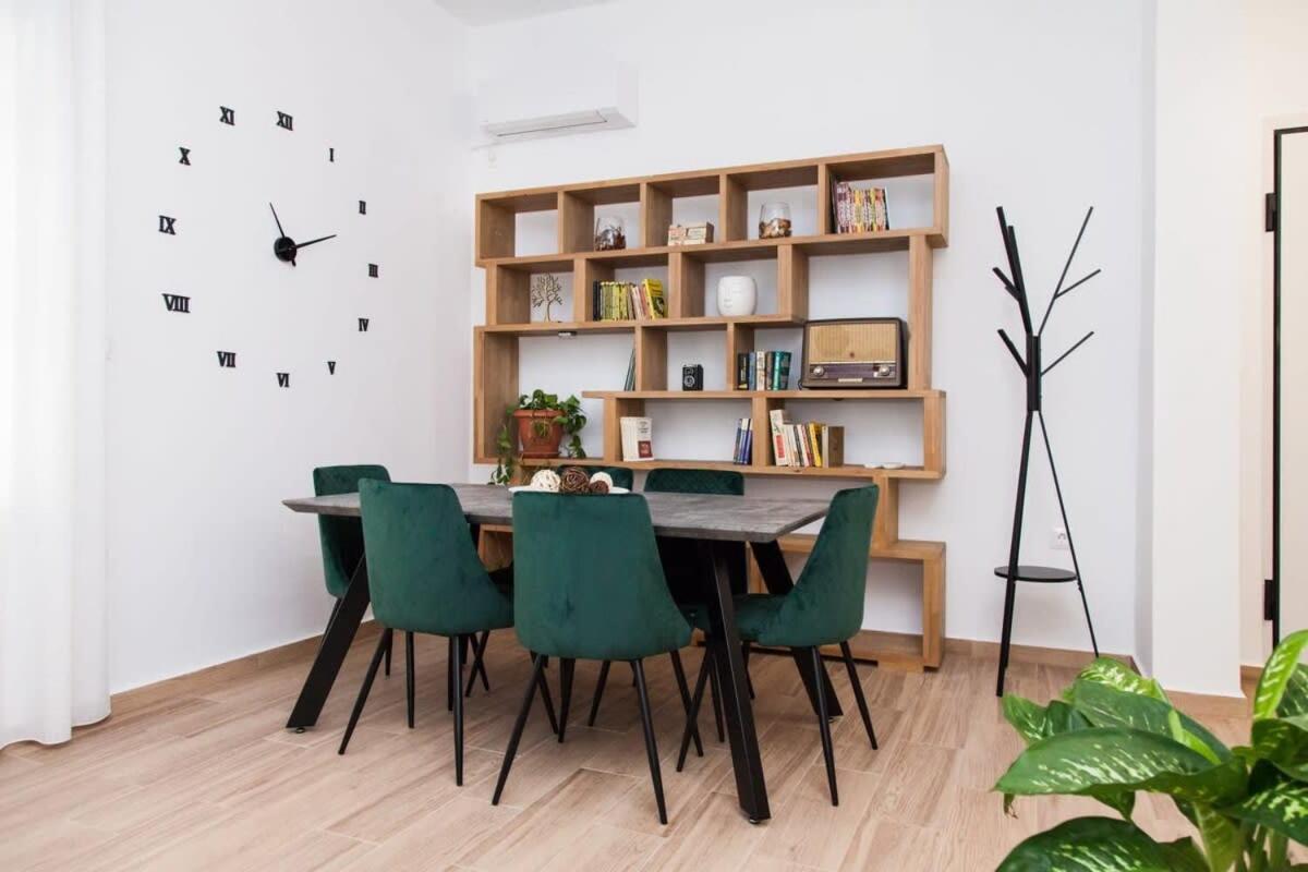 Beautiful New Apartment In Petralona Athènes Extérieur photo
