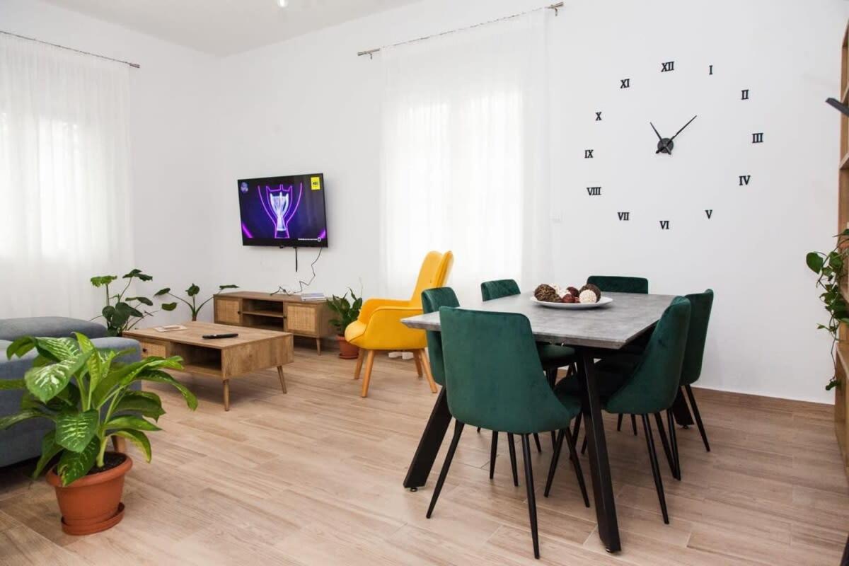 Beautiful New Apartment In Petralona Athènes Extérieur photo